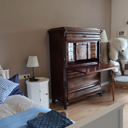 Ferienwohnung Rot Hohenfelde  エクステリア 写真