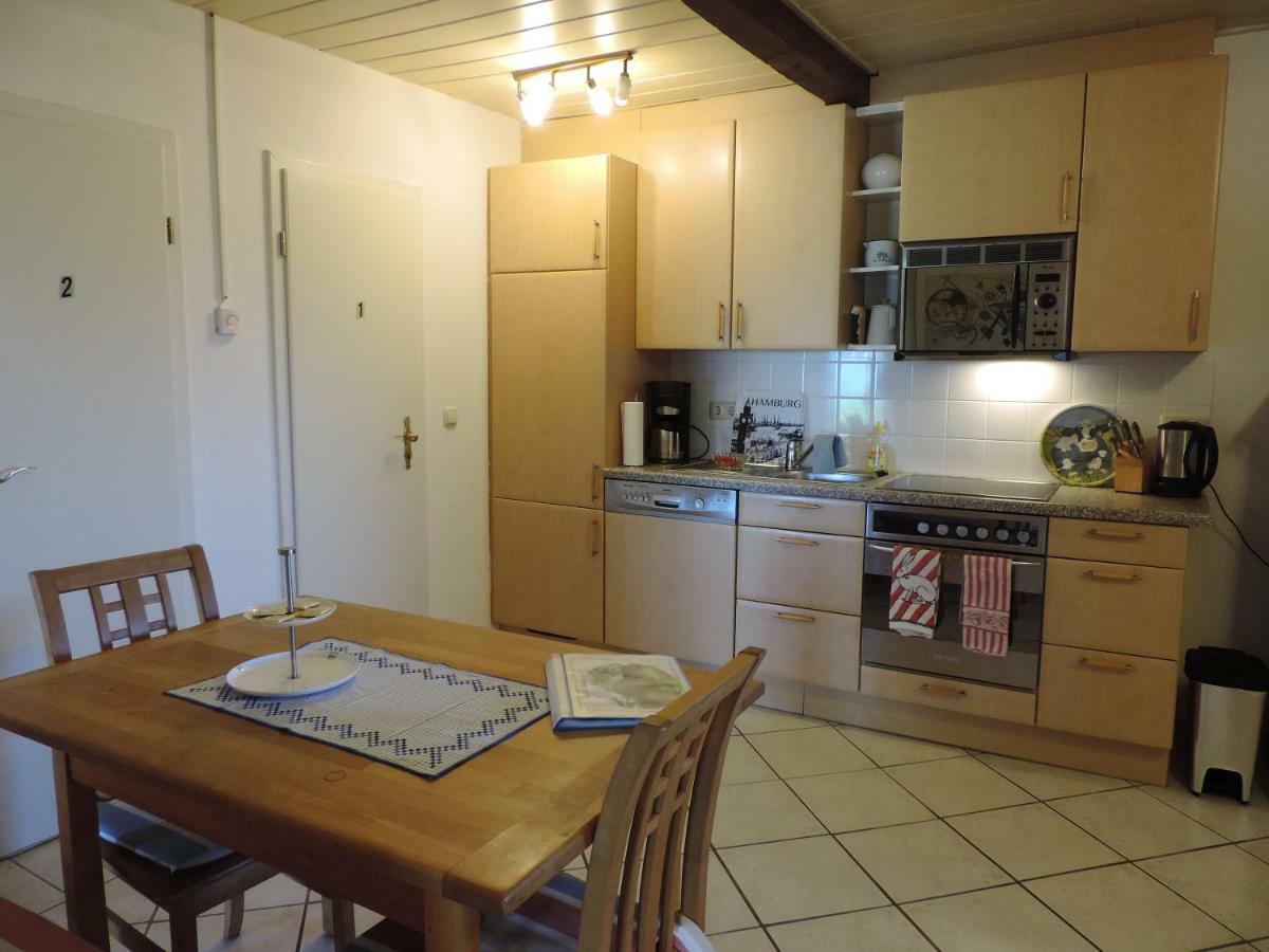 Ferienwohnung Rot Hohenfelde  エクステリア 写真