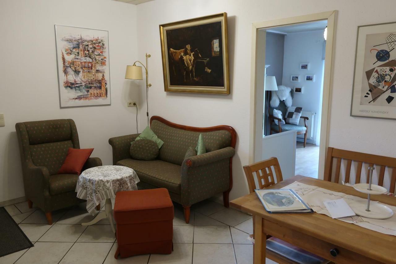 Ferienwohnung Rot Hohenfelde  エクステリア 写真