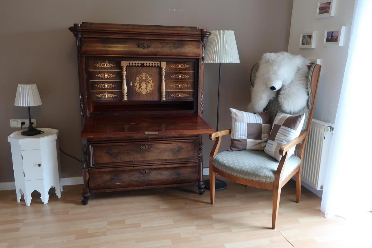 Ferienwohnung Rot Hohenfelde  エクステリア 写真